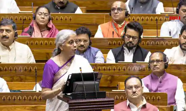 মোবাইল, সোনা-রুপো ছাড় আর কীসের দাম কমল?