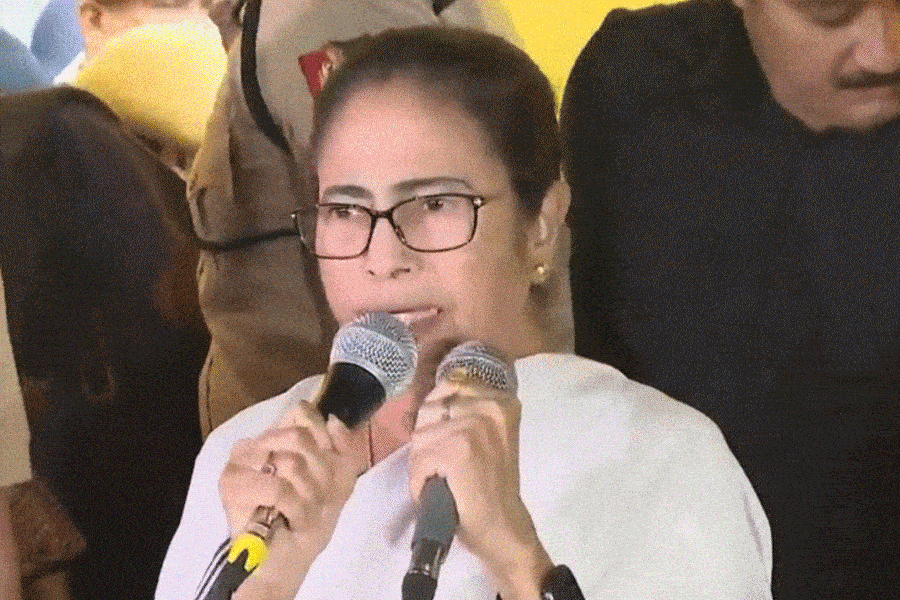 Mamata Banerjee | জুনিয়র ডাক্তারদের ধর্নাস্থলে গিয়ে কী বললেন মুখ্যমন্ত্রী?