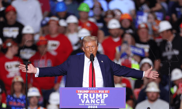 Donald Trump | কমলা নয়, আমেরিকার মসনদে ট্রাম্প