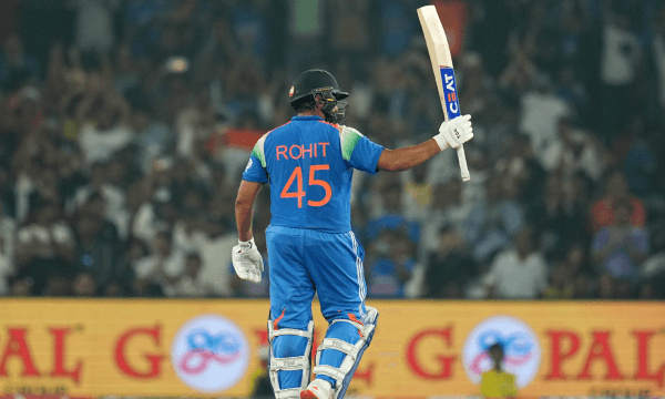 Rohit Sharma | ক্যাপ্টেন্স ইনিংস খেলে রোহতি বোঝালেন ‘টাইগার জিন্দা হ্যায়’
