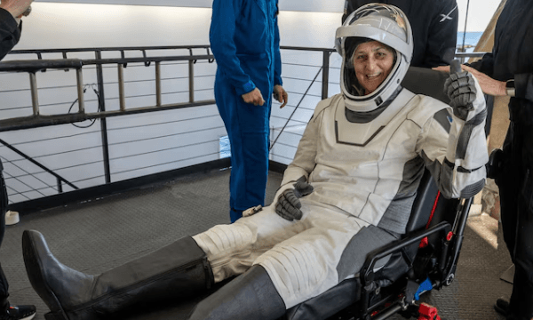 Sunita Williams | ২৮৬ দিন পর ঘরে ফিরলেন সুনীতা উইলিয়ামস