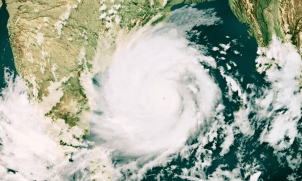 Cyclone | Winter | ধেয়ে আসছে ঘূর্ণিঝড়, বাংলায় কী প্রভাব?