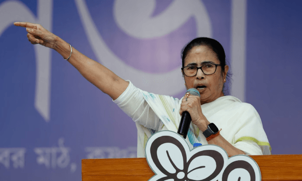 Mamata Banerjee | মোদির মুখে ‘বঙ্কিমদা’, কোচবিহারের সভা থেকে গর্জে উঠলেন মমতা